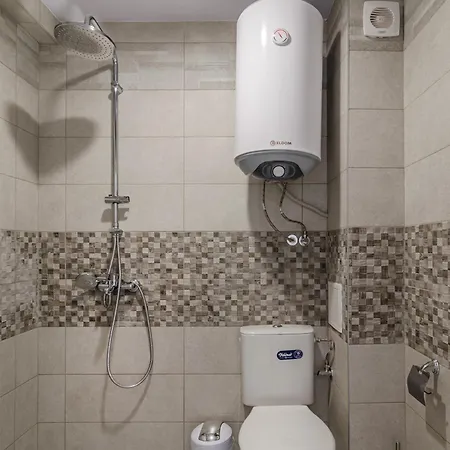 New Vinnie View * Warna