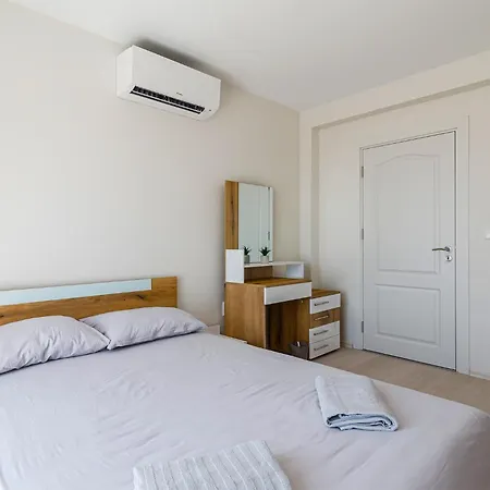 Apartment New Vinnie View Warna