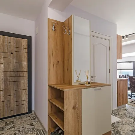 New Vinnie View Apartment Varna